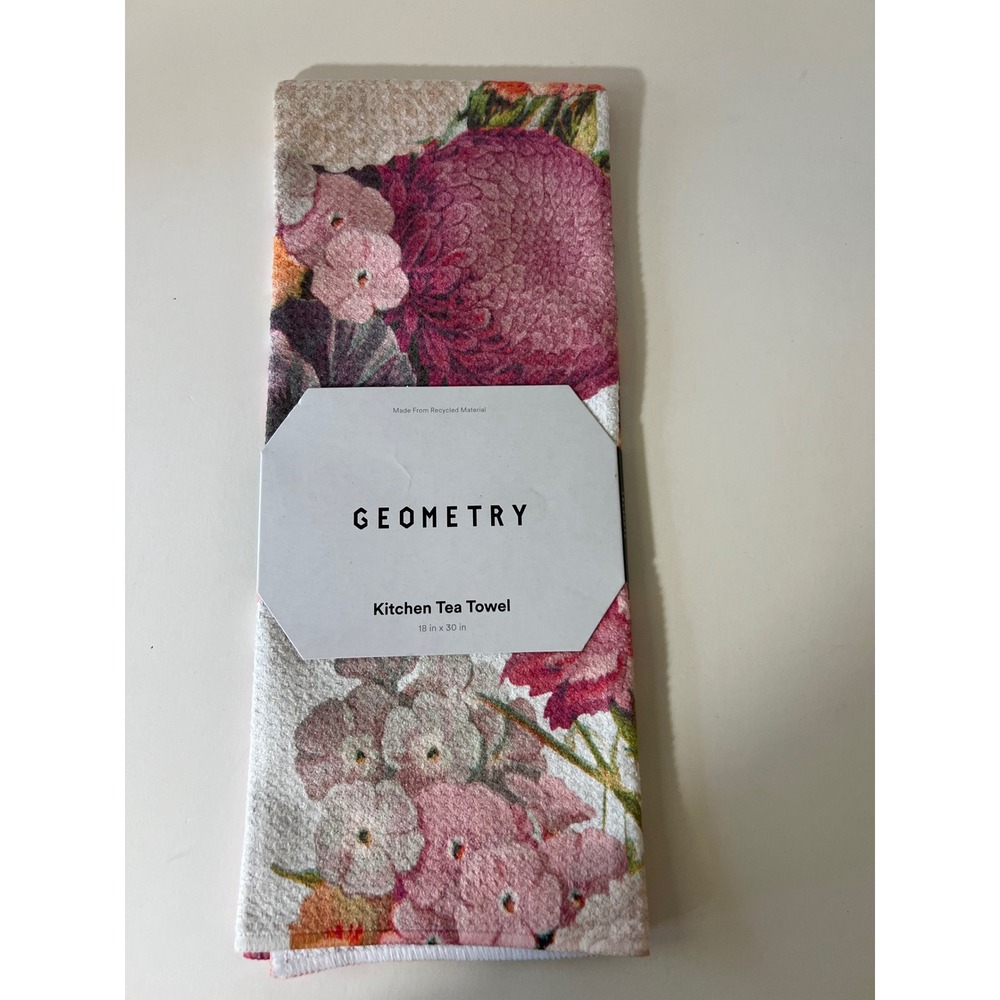 Geometry Kitchen Tea Towels Ecstatic Blooms Floral Design Pink White NWT